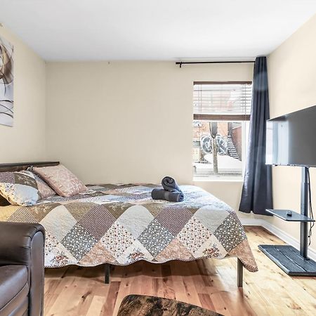 Beautiful 3-Bedrooms In Heart Of Plateau Mont-Royal Montréal Eksteriør billede